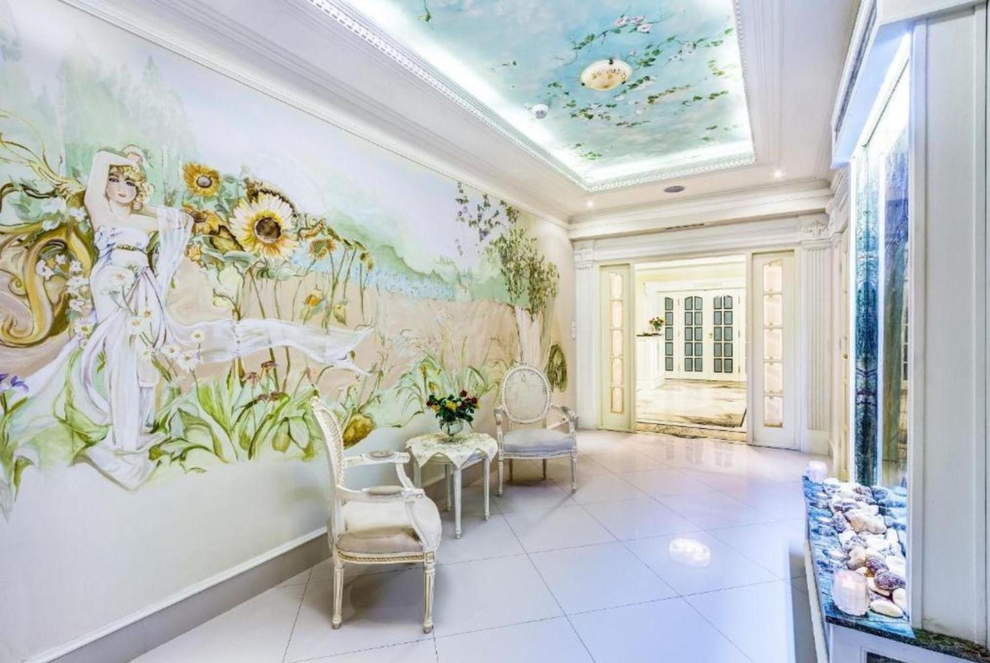 Palacyk Otrebusy Business & Spa Экстерьер фото