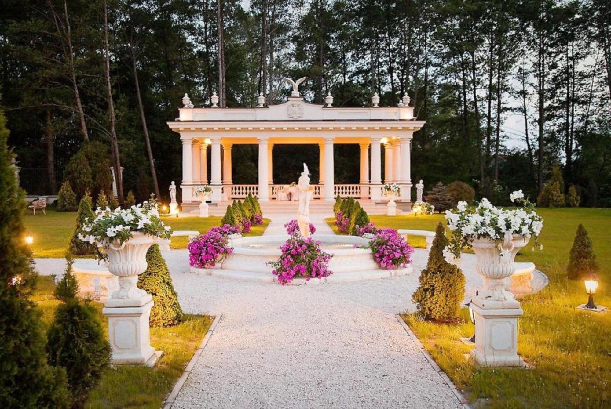 Palacyk Otrebusy Business & Spa Экстерьер фото